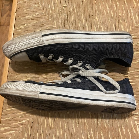 GREY LOWTOP CONVERSE - Picture 3 of 6